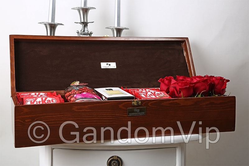 luxury-flower-boxes-562-02