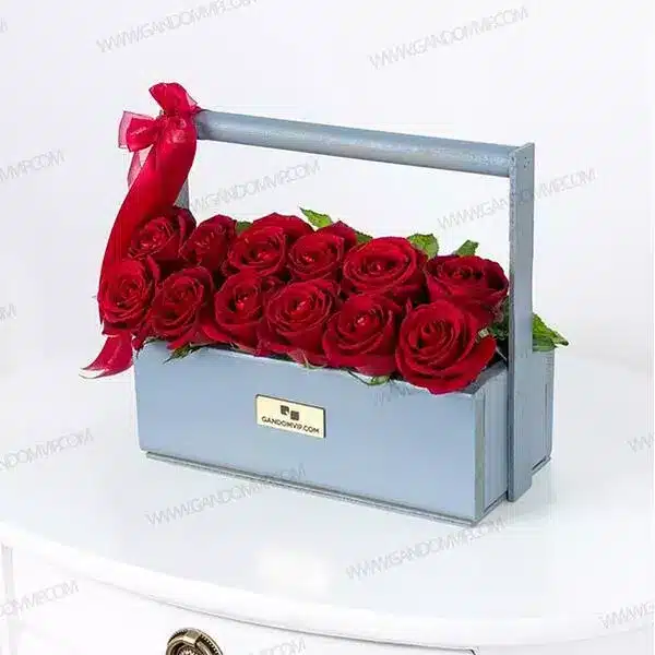 ezgif.com-gif-maker - 2022-08-27T132437.415 دسته گل رز