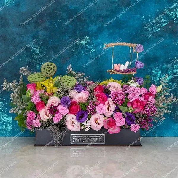 باکس رز هلندی و قرنفل