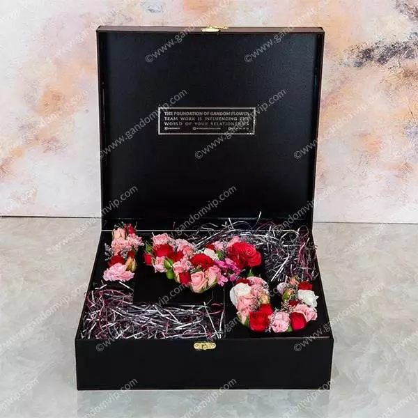 باکس گل i love u