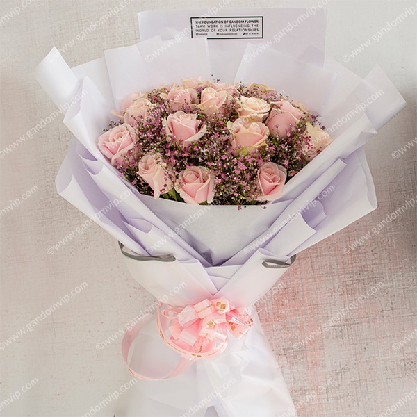 دسته گل عروس هلندی 151