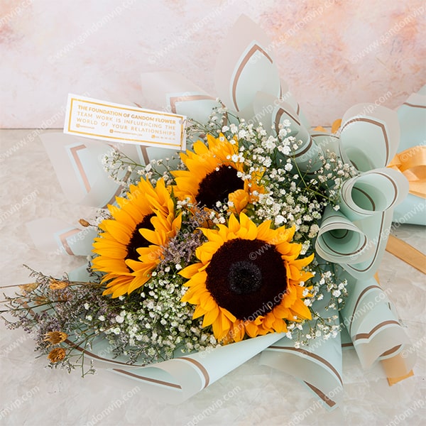 دسته گل آفتابگردان کد 159